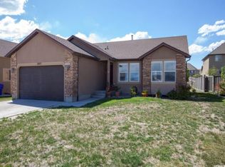 3857 E Barton Creek Dr, Eagle Mountain, UT 84005