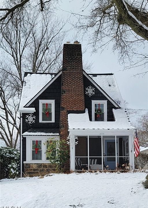 1st image of 2110 8th St