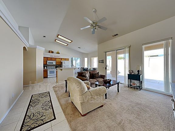 3rd image of 2419 Dawn Dr