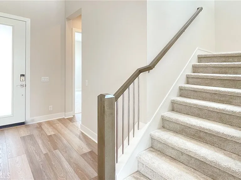 101 Walworth — Photo 13