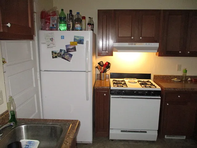 137 W Gilman St — Photo 16