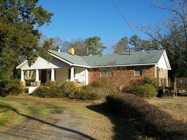 2nd image of 3721 Wrightsboro Rd
