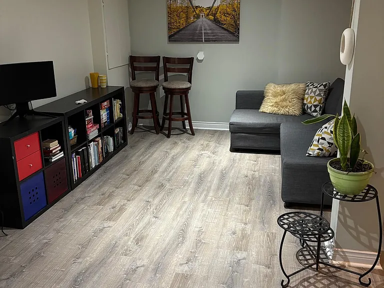 6 Joanna Cres — Photo 16