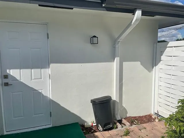 10332 SW 151st Ter — Photo 8