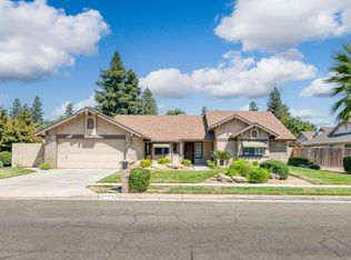 6448 N Arthur Ave, Fresno, CA