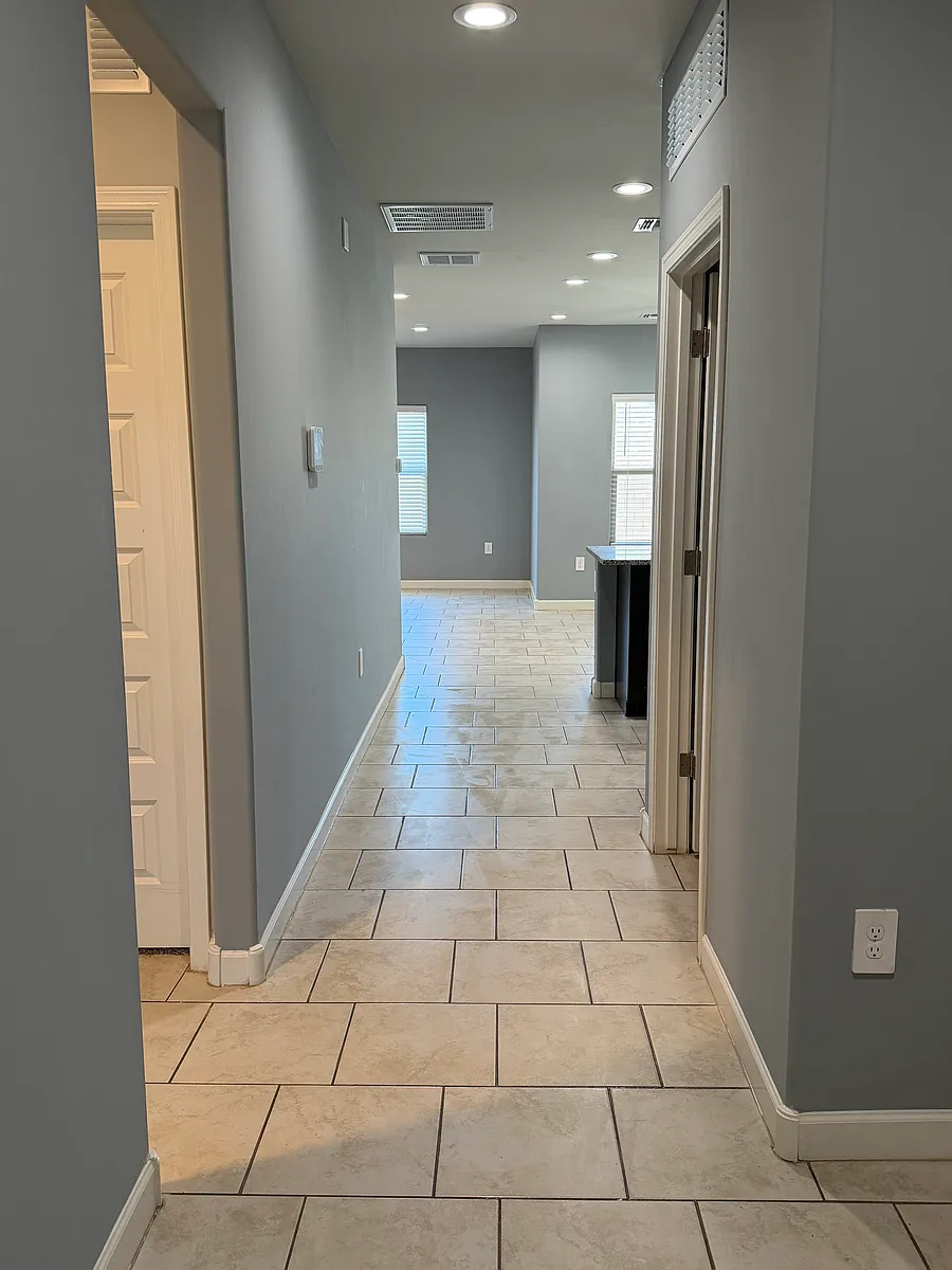 Building Photo - 8816 W Weeping Dalea Dr