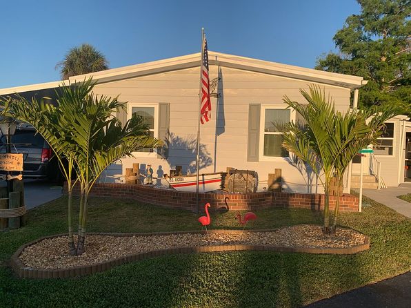 2552 NE Turner Ave #77