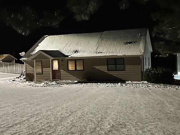 3rd image of 201 W Maloney Dr