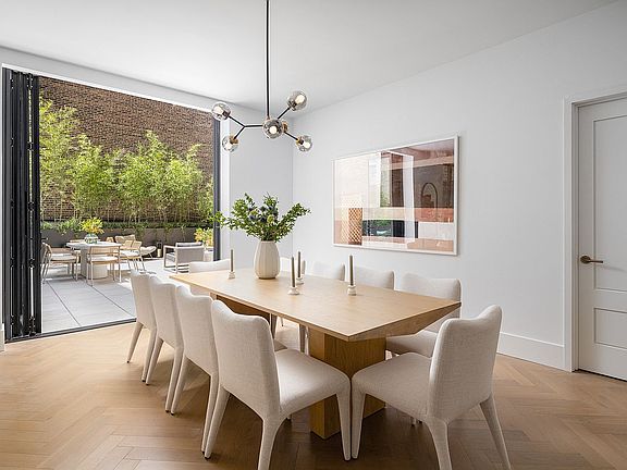 3rd image of 2505 Broadway APT 2A