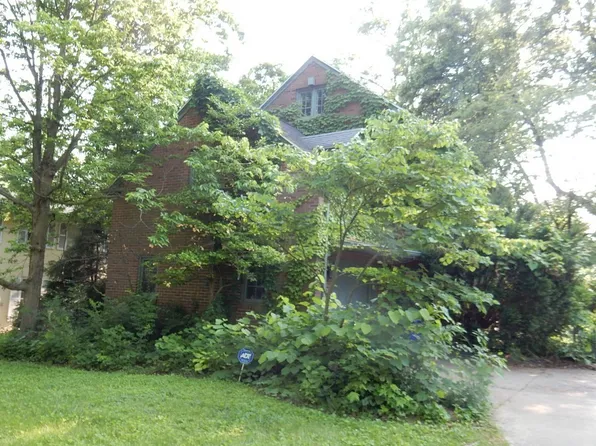 635 S Seigel St, Decatur, IL 62522