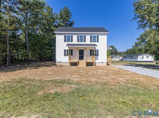 105 N Hurt St, Blackstone, VA 23824