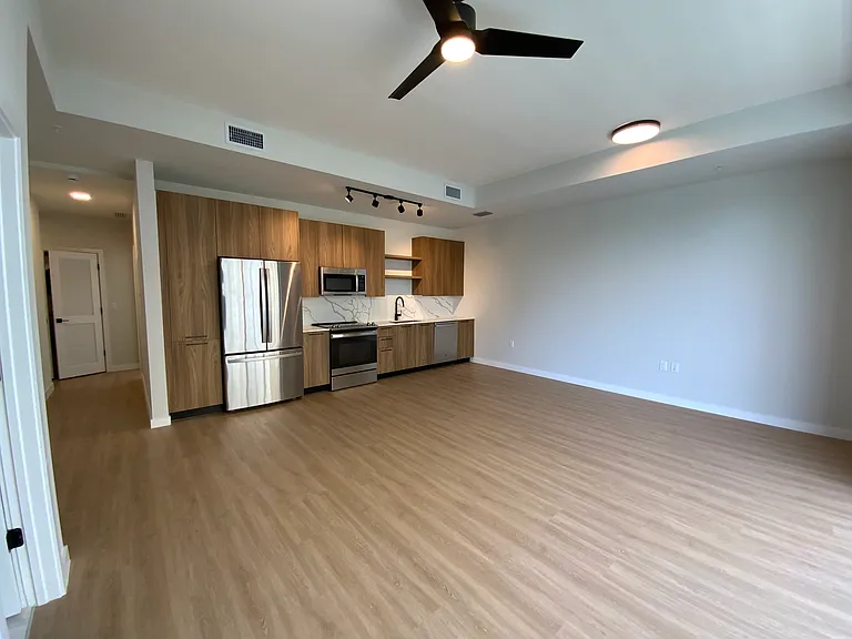4071 SW 149th Pl — Photo 2