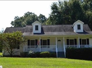 106 Homeland Rd, Pickens, SC 29671