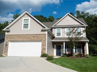1073 Day Lilly Ct, Kernersville, NC 27284