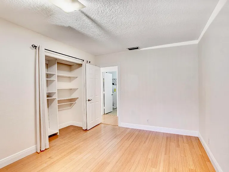 17768 Maplewood Dr — Photo 34