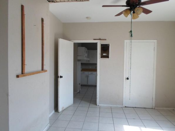 new-orleans-louisiana-2065984750 picture