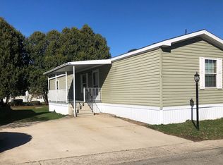 170 Spruce Dr, Jonesville, MI