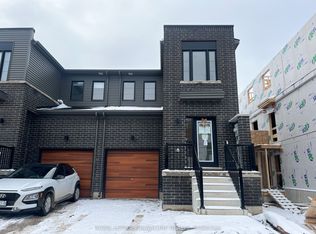 21 Hay Ln, Barrie, ON L9J 0V6