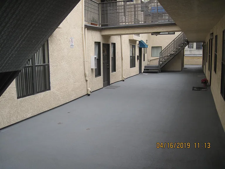 1305 Stanley Ave #11 — Photo 5