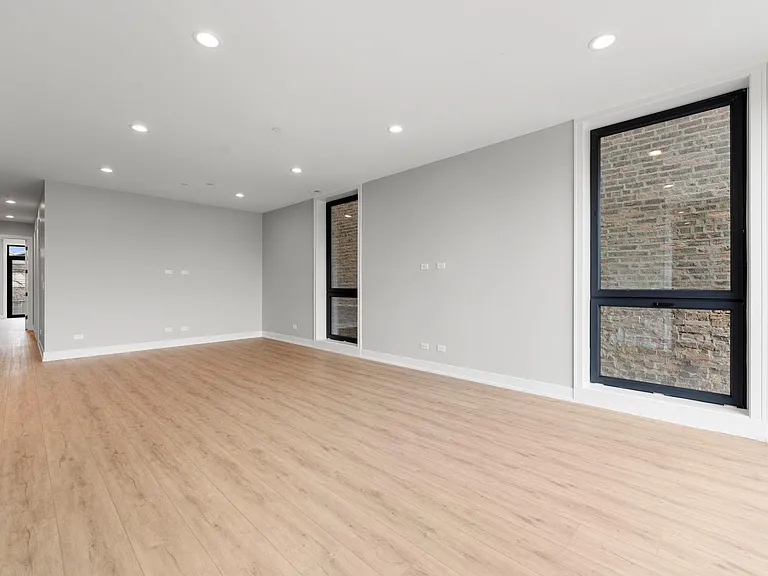 1718 S Halsted St #301 — Photo 13