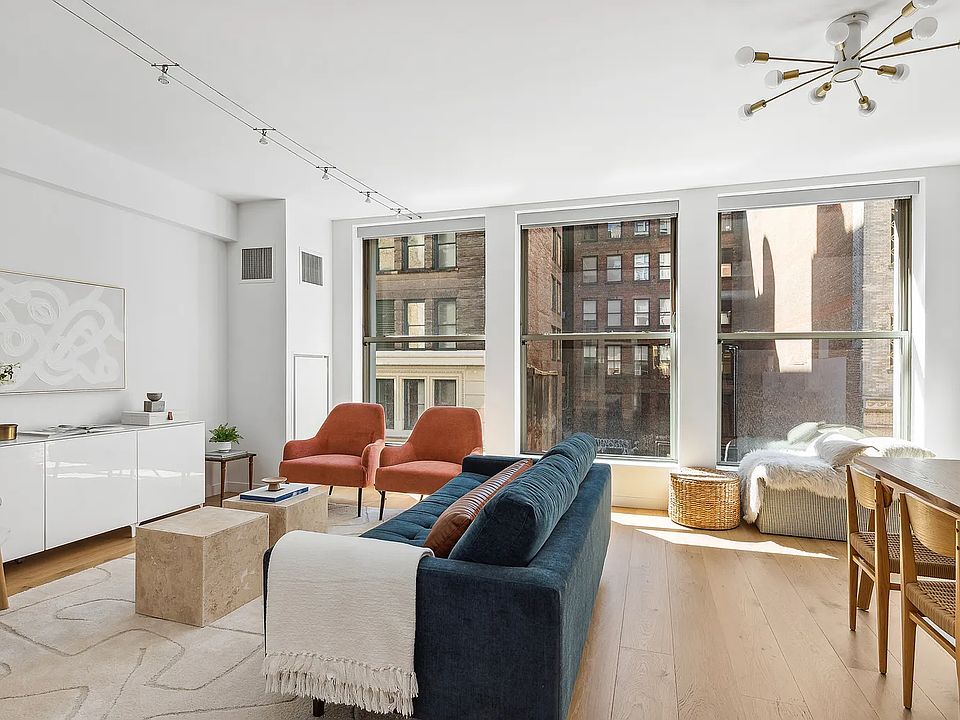 1st image of 27 W 19th St APT 5