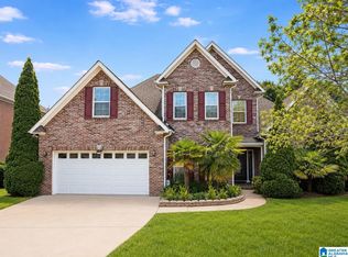 4812 Wood Springs Ln, Birmingham, AL 35226