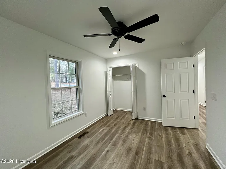157 Edinburgh Dr — Photo 17