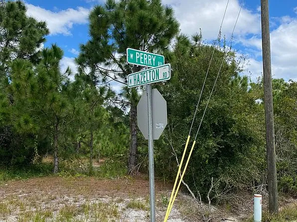 2926 W Perry Rd, Avon Park, FL 33825