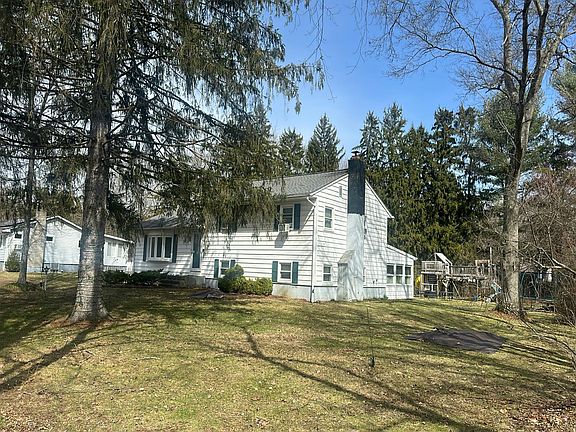 5th image of 99 Lake Walton Rd
