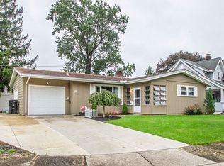 1630 Hillside Ter, Akron, OH