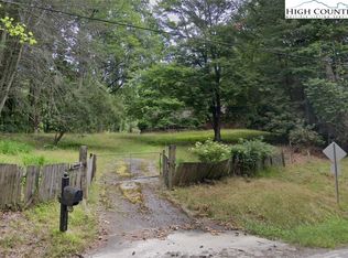 1298 Broadstone Rd, Banner Elk, NC 28604