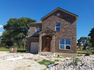 4638 Waterwood Pass Dr, Elmendorf, TX 78112