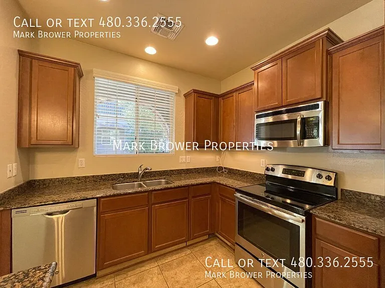 4729 E Waterman St #102 — Photo 5