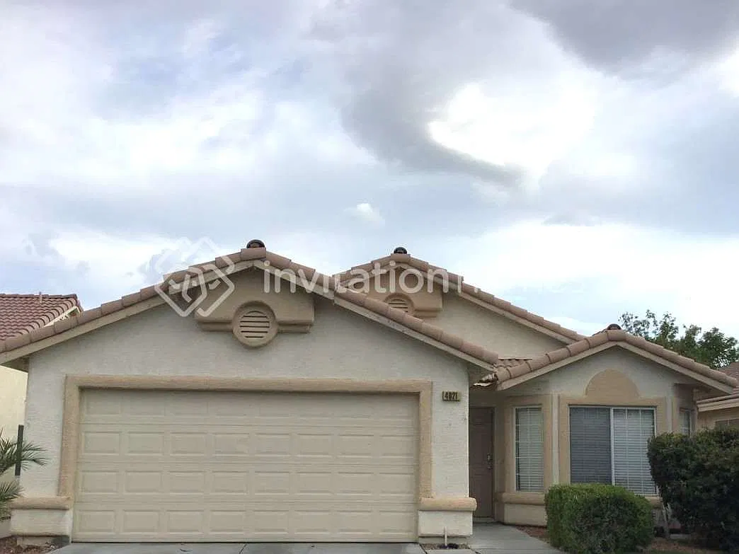 4921 W El Campo Grande Ave Las Vegas, NV 89130 — Photo 1