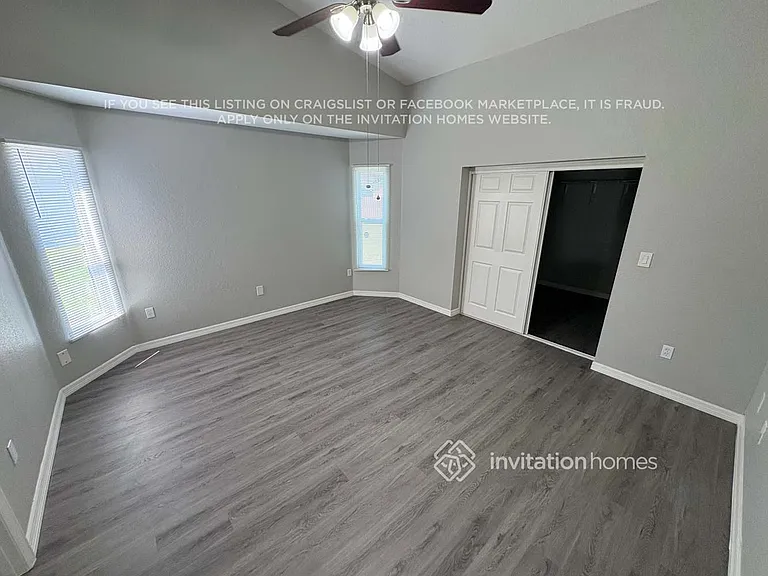 1187 Desmond St — Photo 6