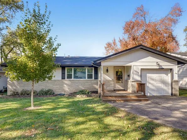 1927 S Plaza Avenue, Springfield, MO 65804