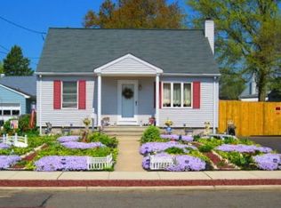 6 Bigelow Rd, Trenton, NJ 08610