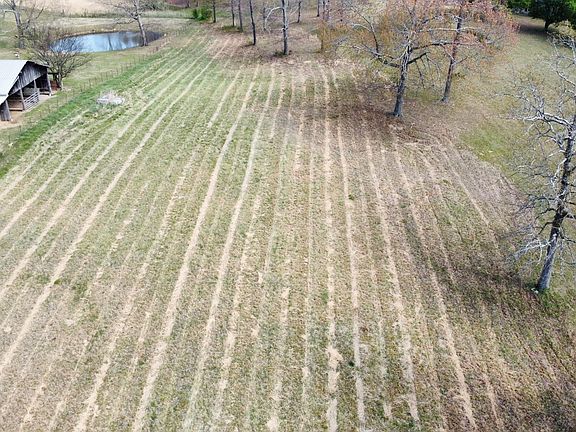 4th image of 1353 Davis Ferry Rd