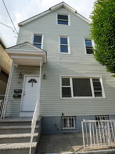 31 Searing Ave #1 Photo 1 31 Searing Ave #1 Photo 1