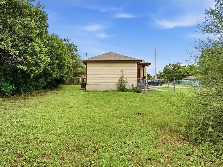 193 Rosedale Ave — Photo 28