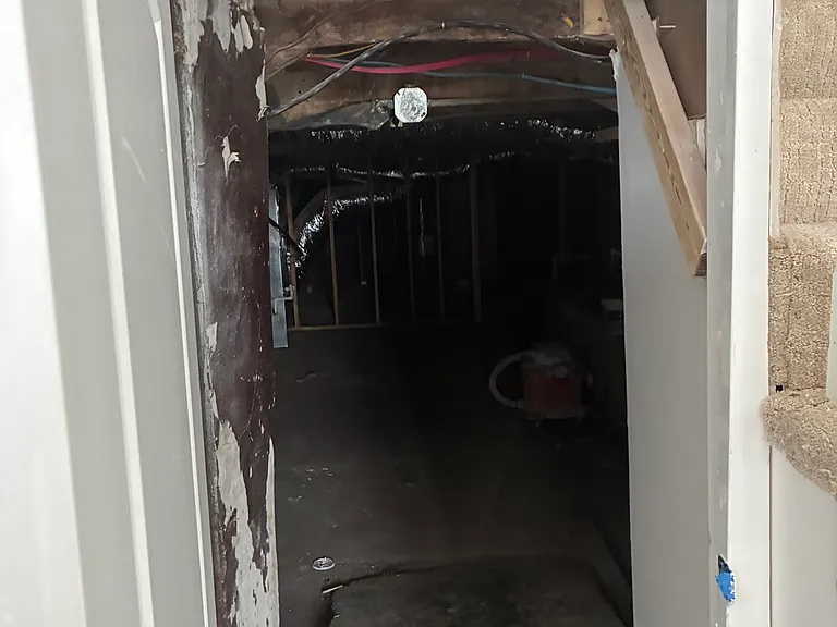 914 W Main St #1 — Photo 17