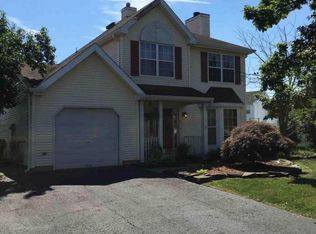 12 Chicago St, Tinton Falls, NJ 07712