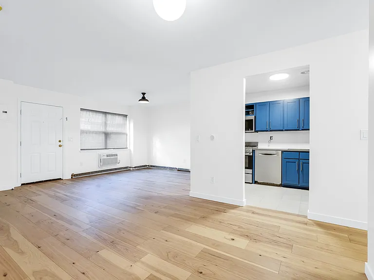 673 Bergen St #1 — Photo 7