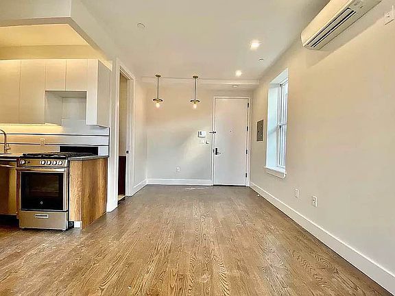 2nd image of 799 Ocean Ave #3G