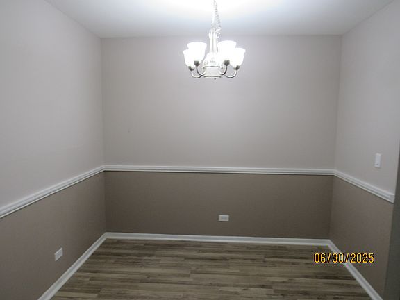 3rd image of 352 Pembroke Ct APT 5