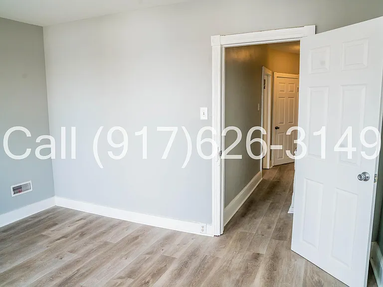 1453 N Wanamaker St — Photo 10
