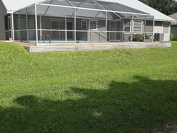 3rd image of 430 30th Ct SW