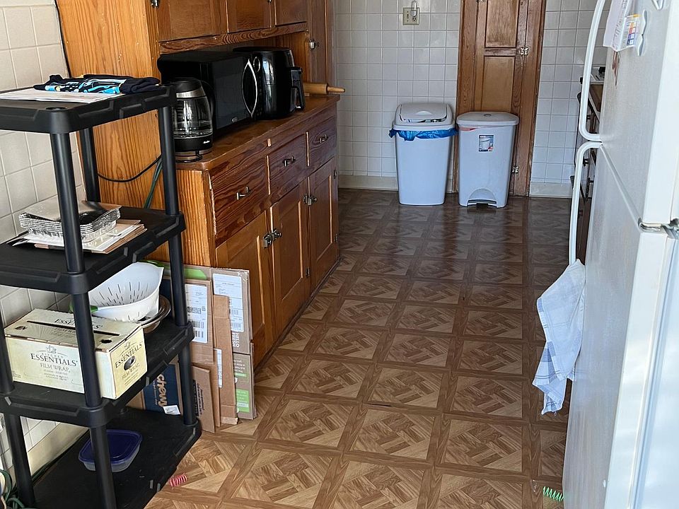 1st image of 1137 Cook Ave APT 405