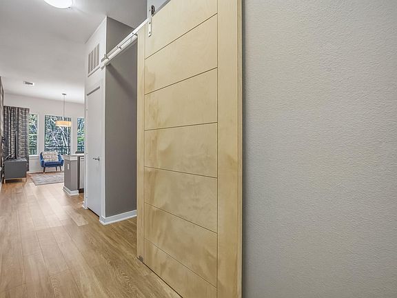 4th image of 1900 Barton Springs Rd Unit 2006