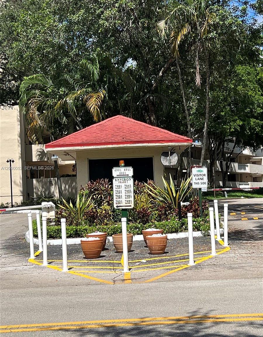6921 Environ Blvd APT 3O — Inverrary Country Club